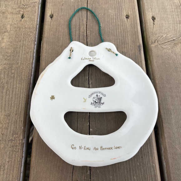 Belleek Shamrock Bless This House Wall Hanging Wreath 12th Mark Made in Ireland - Picture 11 of 13